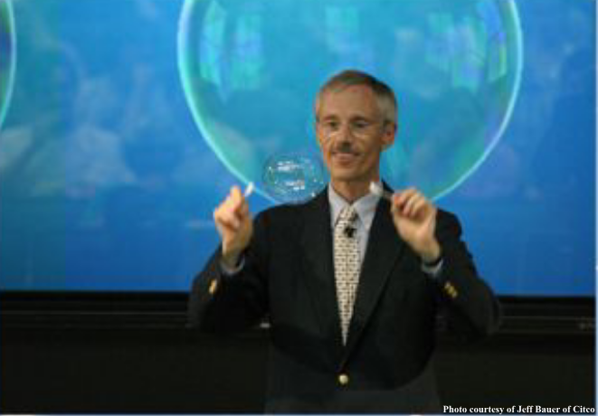Photo of Prof. Frank Morgan lecturing